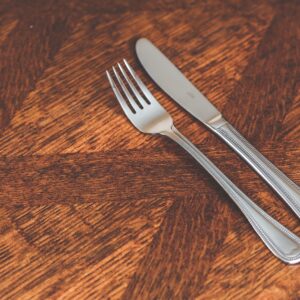 knive, fork, cutlery, eating, silver, table, decor, accessories, kitchen, brown kitchen, brown eating