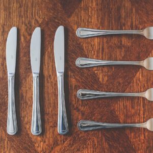 cutlery, cutlers, knive, fork, silver, table, set, eat, brigandage, elegance, kitchen, accessories, brown kitchen, brown table, cutlery, cutlery, cutlery, cutlery, cutlery, fork, fork, fork, fork